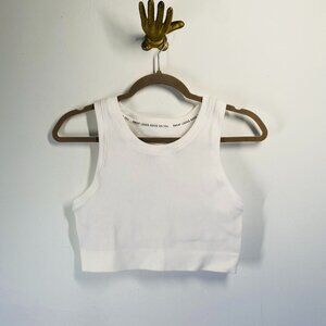 Offline By Aerie White Ribbed Stretch Cropped Tank Top size Large Medium Support
